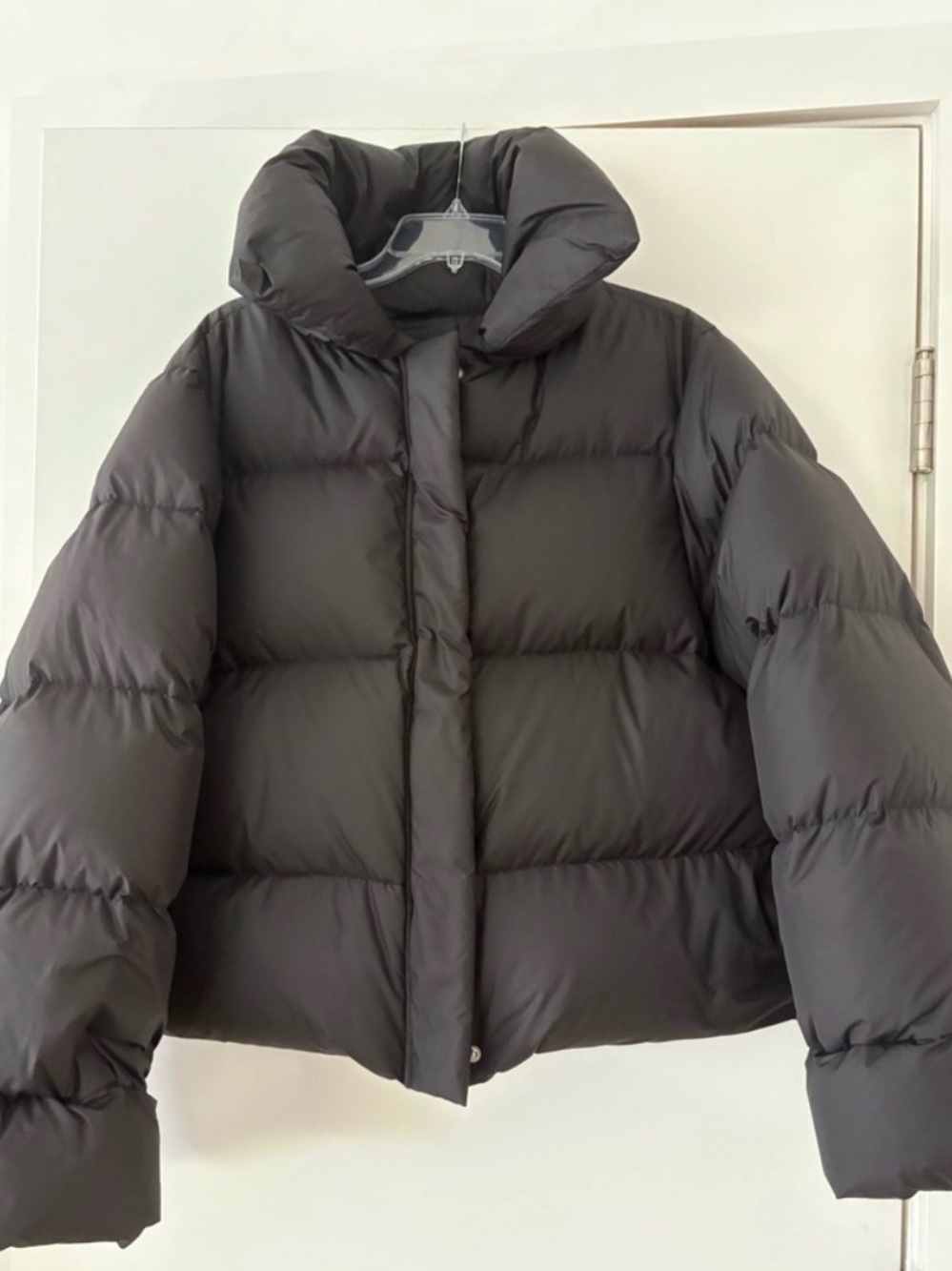 Nili Lotan Amira Black Puffer Jacket size M - Picture 2 of 6